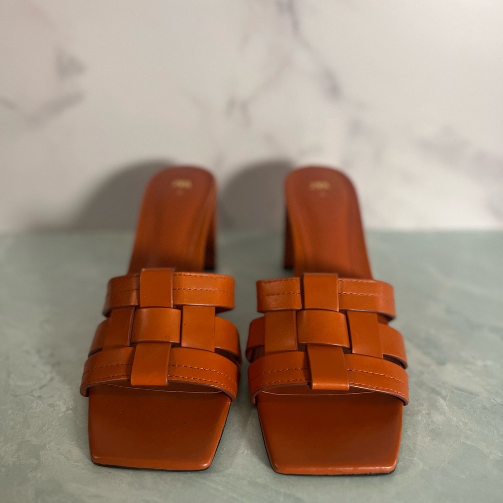 Zara Woven Tan Slides - Size 39